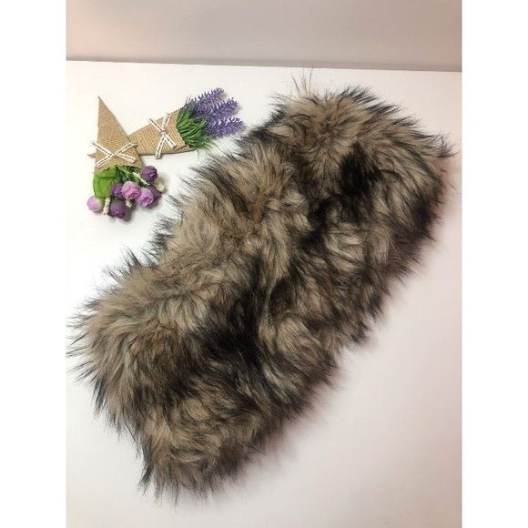 Michael Kors Accessories - Michael Kors Fax Fur Neck scarf